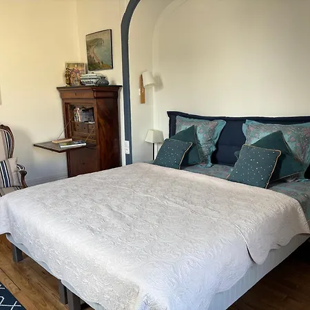 Des Peintres Etretat