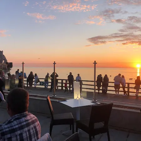 Des Peintres Bed and breakfast Étretat