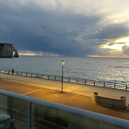 Des Peintres Étretat