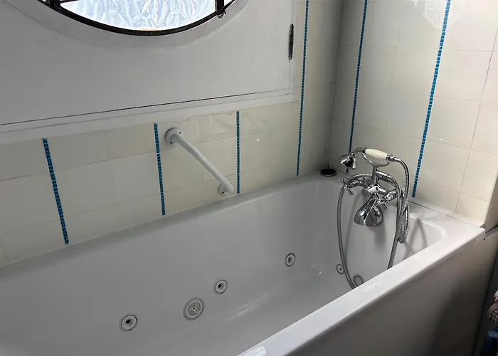 Des Peintres Etretat