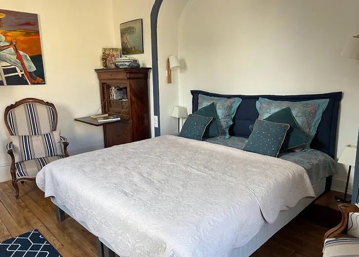 Des Peintres Etretat