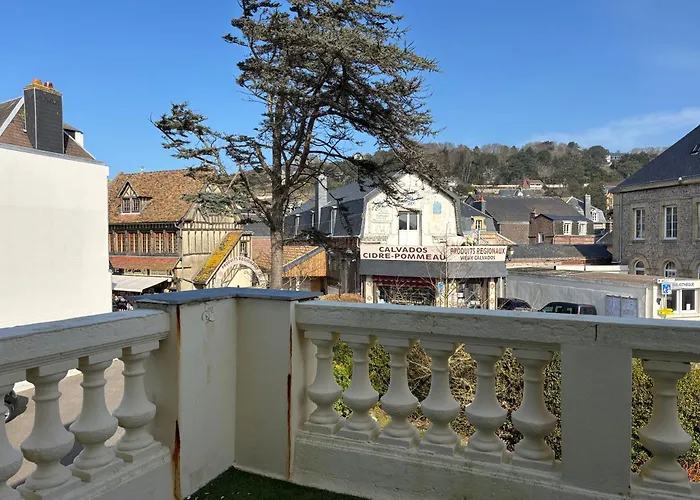 Des Peintres Etretat